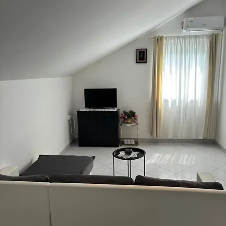 Vujic Apartament *