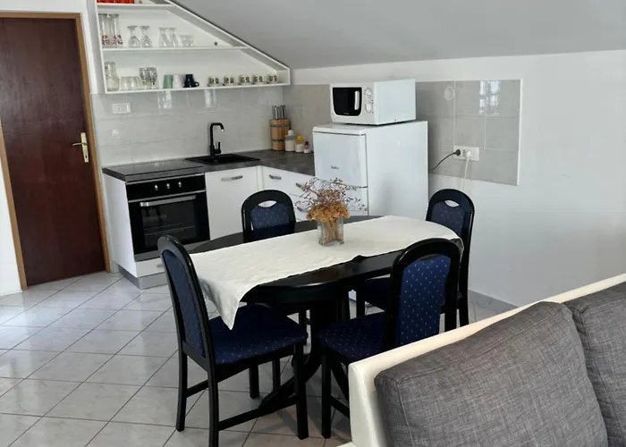 Apartament Vujic *
