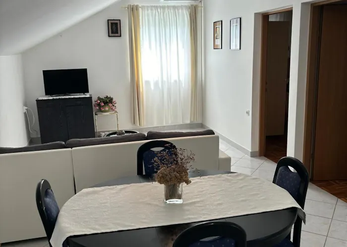 Vujic Apartament Vir